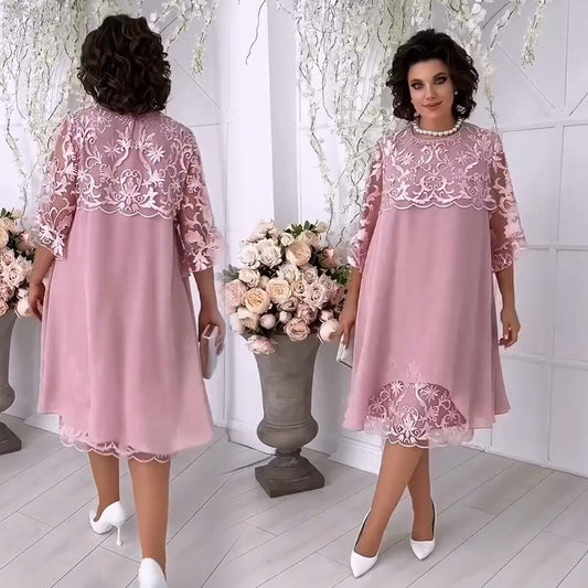 🌸🌸🌸Transparante kanten jurk in een gelaagde look